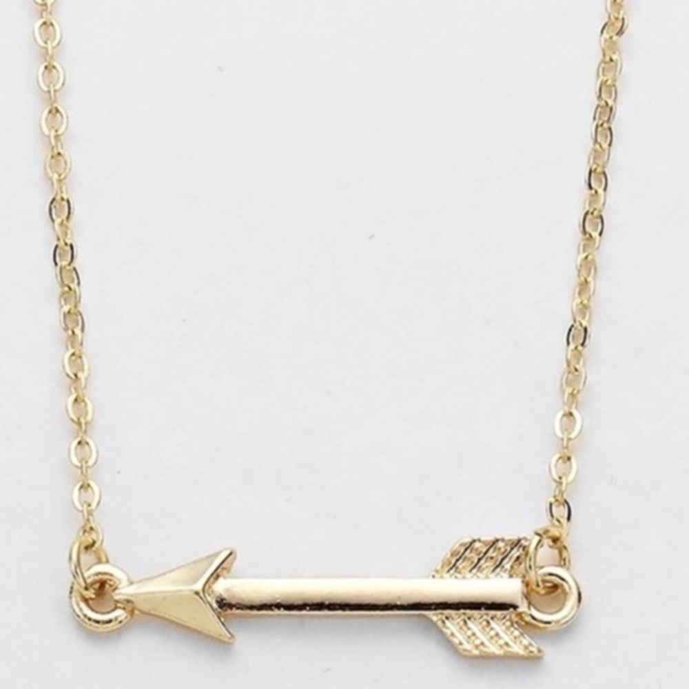 𝅺ARROW pendant necklace. Price firm. - Picture 2 of 3